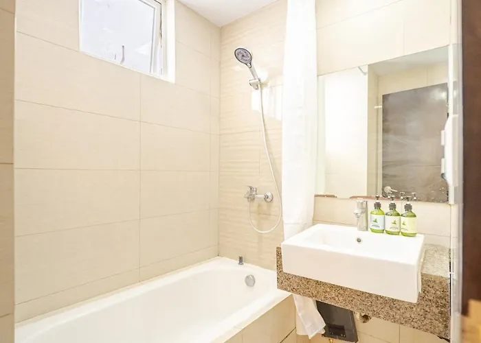 Cozy Unit Near Airport And - Mactan Newtown *